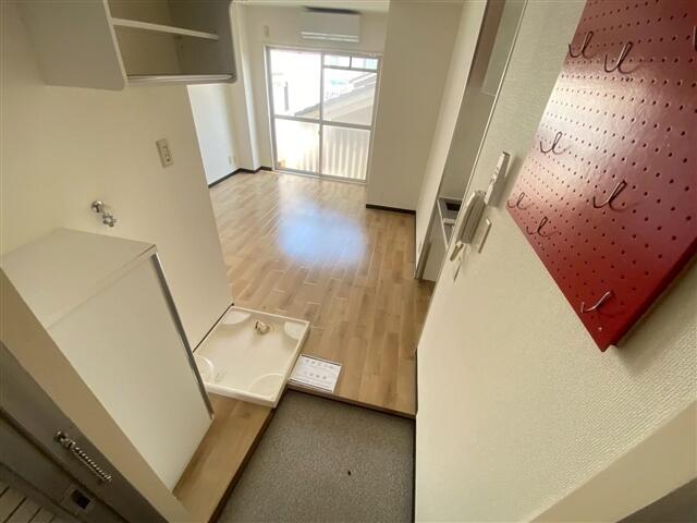 玄関　※別号室写真参照