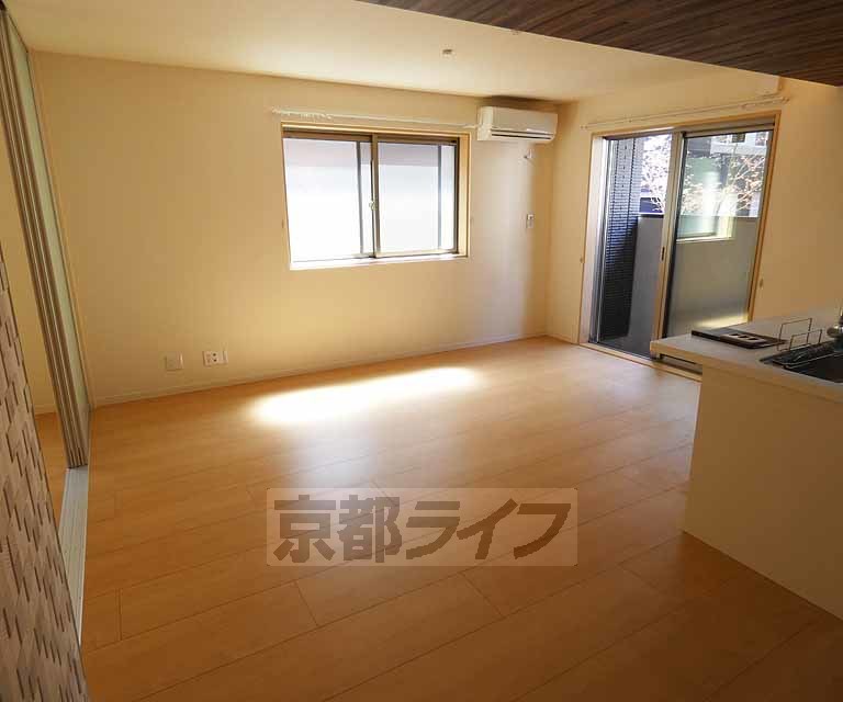 居室・リビング　間接照明がゆったりとした空間を作り出します。