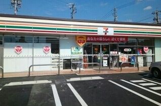 コンビニ　セブンイレブン（コンビニ）まで150m