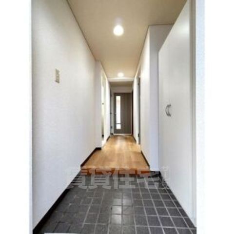地下鉄鶴舞線 鶴舞駅 徒歩10分 12階建 築36年の玄関写真