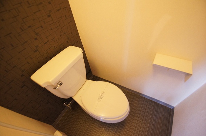 エルモス西新のトイレ写真