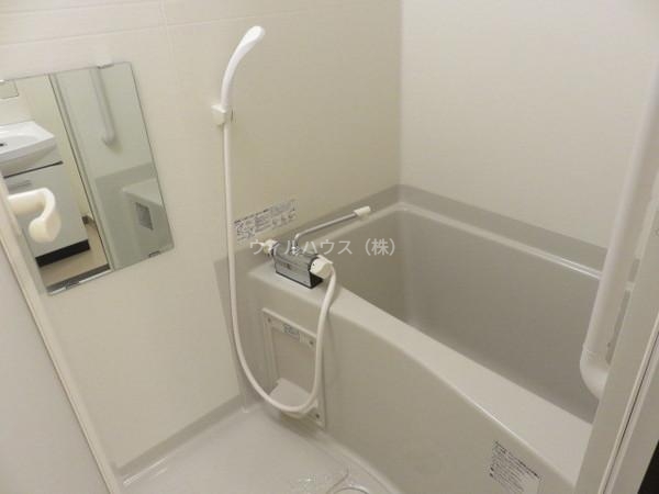 バス・シャワールーム　綺麗な水廻り！