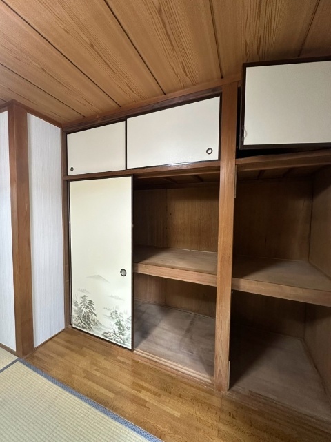 第7安川マンションの内装写真