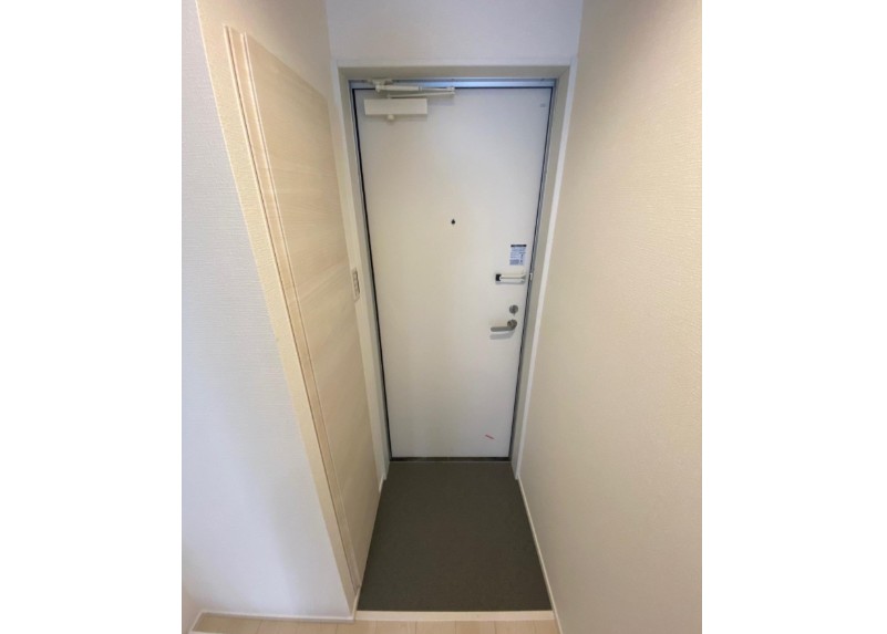 玄関　同施工別物件イメージ写真