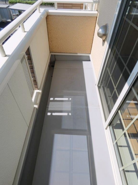 バルコニー　図面と現状に相違がある場合には現状を優先