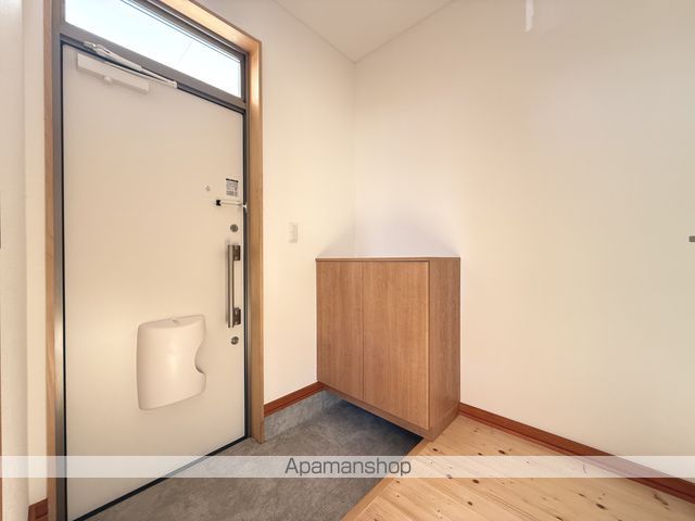 コーポオカトトキの玄関写真