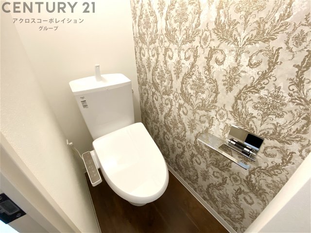 トイレ　ウォシュレット付きのトイレです♪