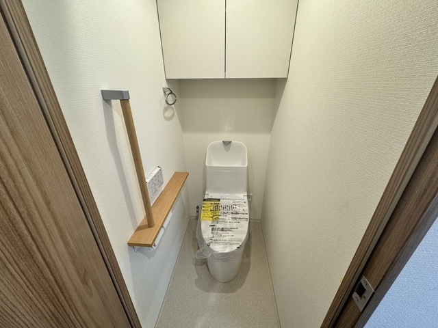 THE MUTUAL江坂のトイレ写真