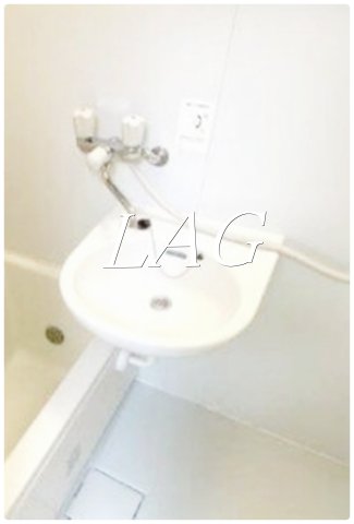 洗面設備　洗面台です。
