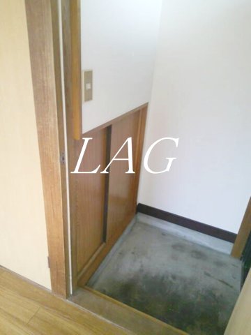 玄関　玄関です。