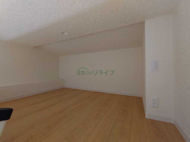 収納　別部屋参考写真となります。