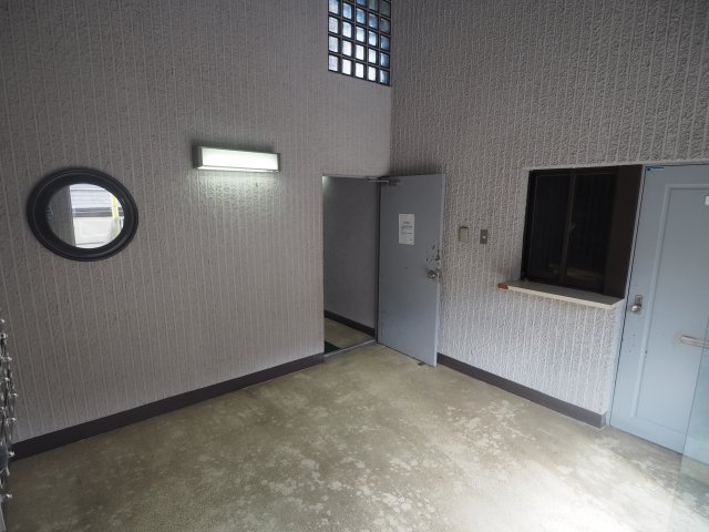 ロビー