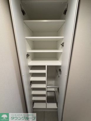 玄関　★お問い合わせはタウンハウジングまで★