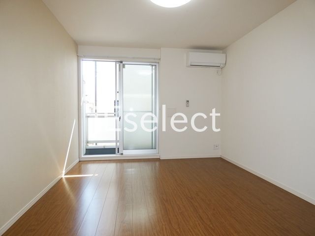 居室・リビング　明るいお部屋です。