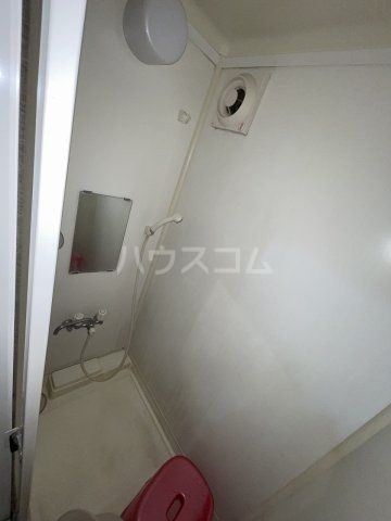 【江戸川区松島のアパートのバス・シャワールーム】