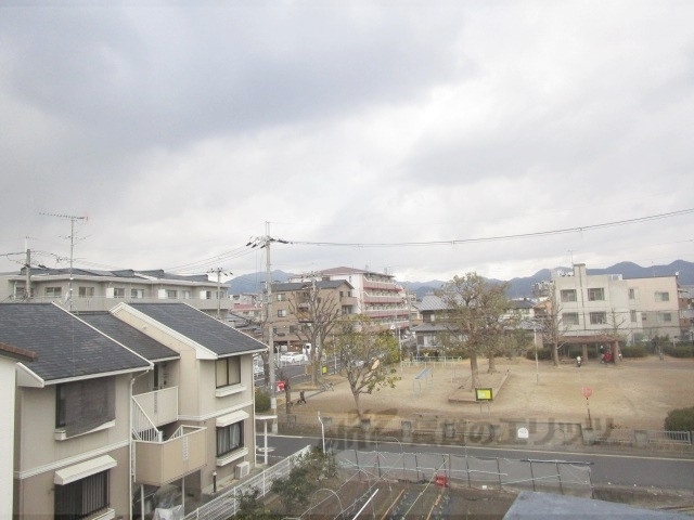 【京都市西京区桂徳大寺町のマンションの眺望】