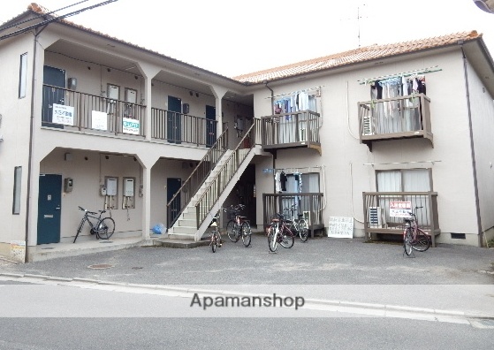 駐車場　エントランス