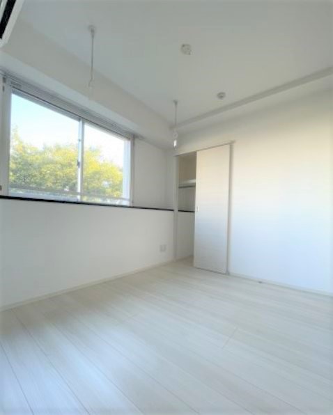 居室・リビング　★角部屋、二面採光、風通しも良好★