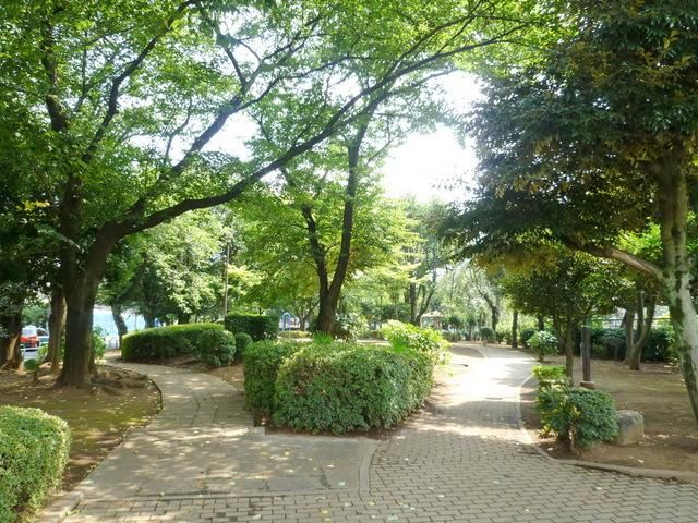 公園　公園（公園）まで800m