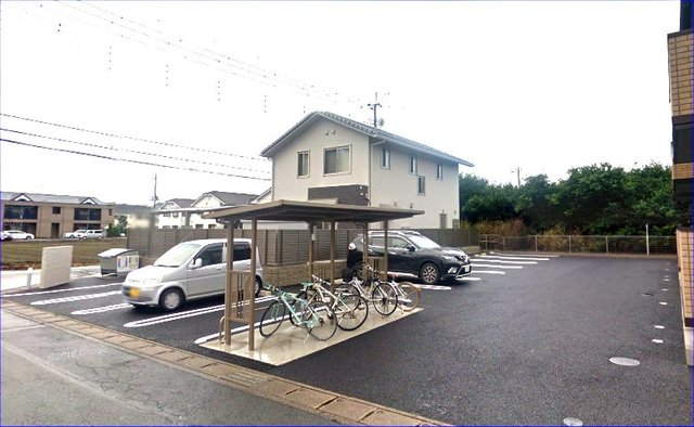 駐車場　敷地内駐車スペース