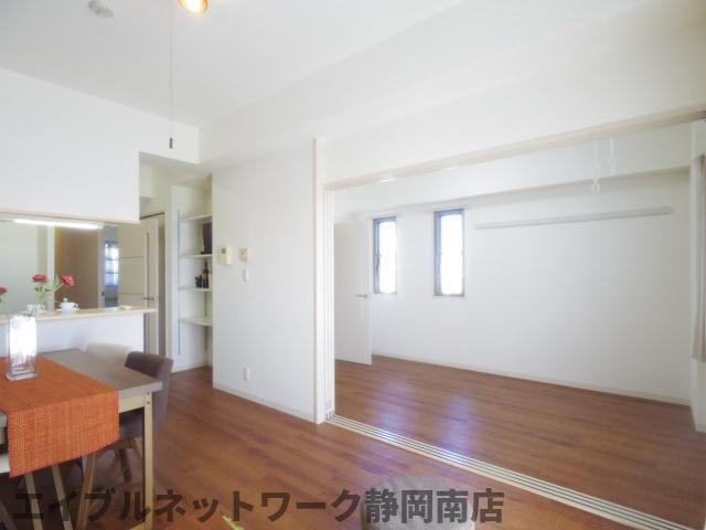 居室・リビング　使いやすいリビングです