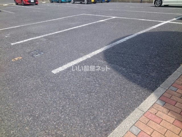 【ファシールの駐車場】