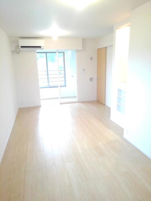 居室・リビング　12.6帖の広々空間