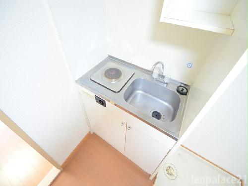 キッチン　設備・使用は号室により異なる為、現況を優先致します。