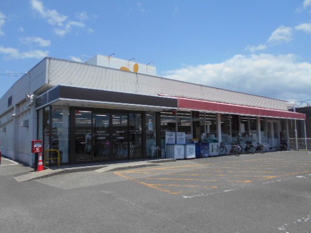 【御坊市藤田町吉田のアパートのスーパー】