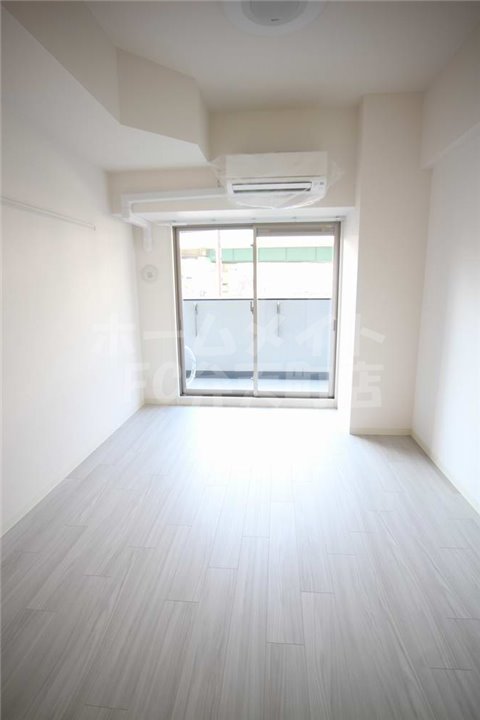 居室・リビング　使いやすい居間です