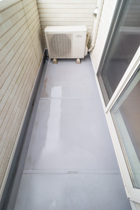 バルコニー　図面と現状に相違がある場合には現状を優先