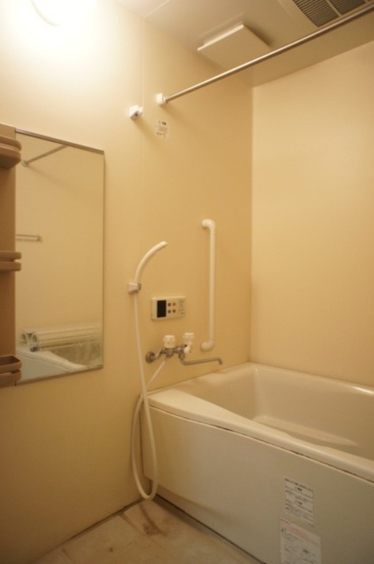 バス・シャワールーム　図面と現状に相違がある場合には現状を優先