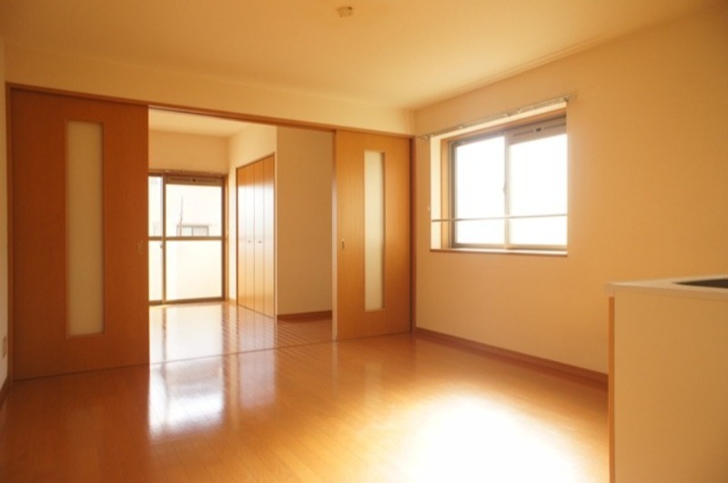 居室・リビング　図面と現状に相違がある場合には現状を優先