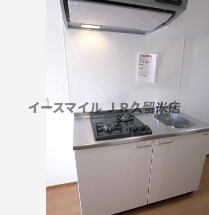 キッチン　コンパクトなキッチンで掃除もラクラク