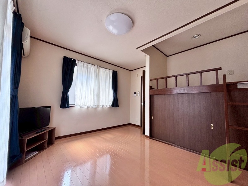 その他部屋・スペース　こちらは洋室の別角度のお写真になります。