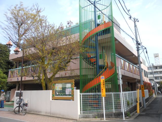 幼稚園・保育園　精華第二保育園（幼稚園・保育園）まで1m