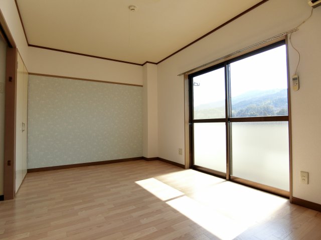 居室・リビング　ゆったりとした居間です