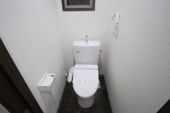 トイレ　※別部屋の写真です