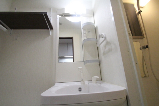 洗面設備　※別部屋の写真です