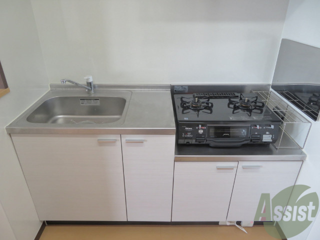 キッチン　清潔感のあるキッチンです料理をする方にも嬉しいですね