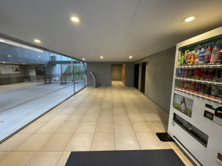 エントランス　エントランス