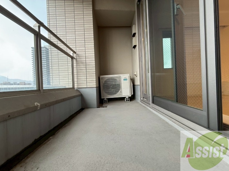 バルコニー　バルコニーです。天気の良い日には外干しができます！