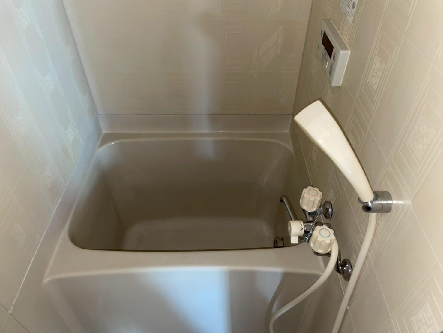 バス・シャワールーム　浴室