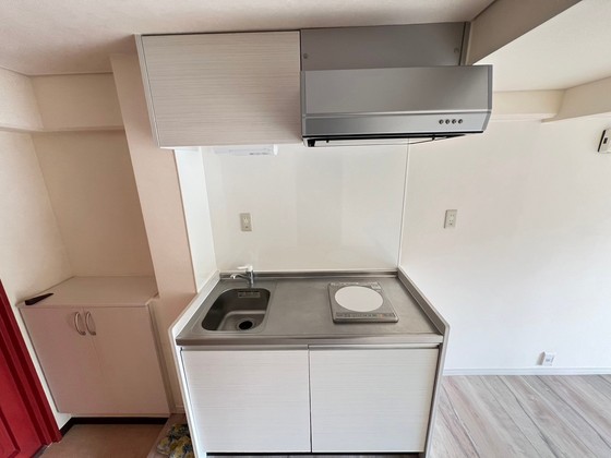 キッチン　※別の部屋の写真です