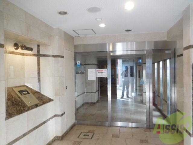 エントランス　オートロック付のエントランス