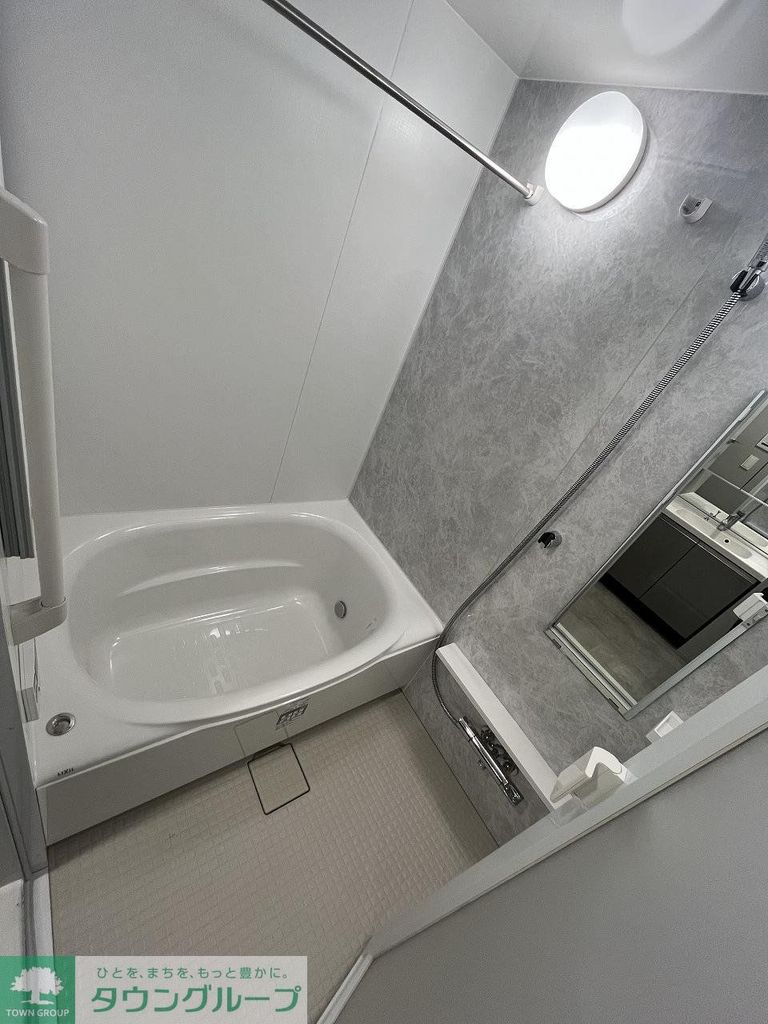 バス・シャワールーム　バス