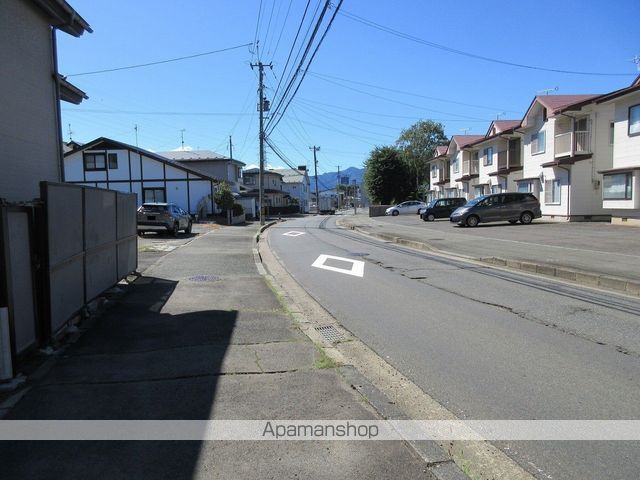 その他　周辺道路（その他）まで0m