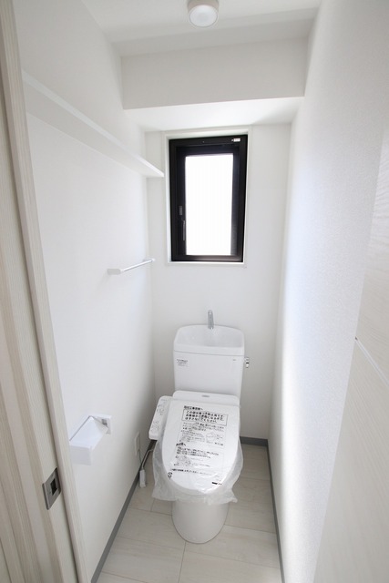 トイレ　★過去募集時の写真です