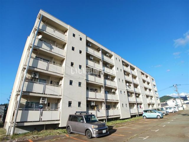 ビレッジハウス清水1号棟の建物外観