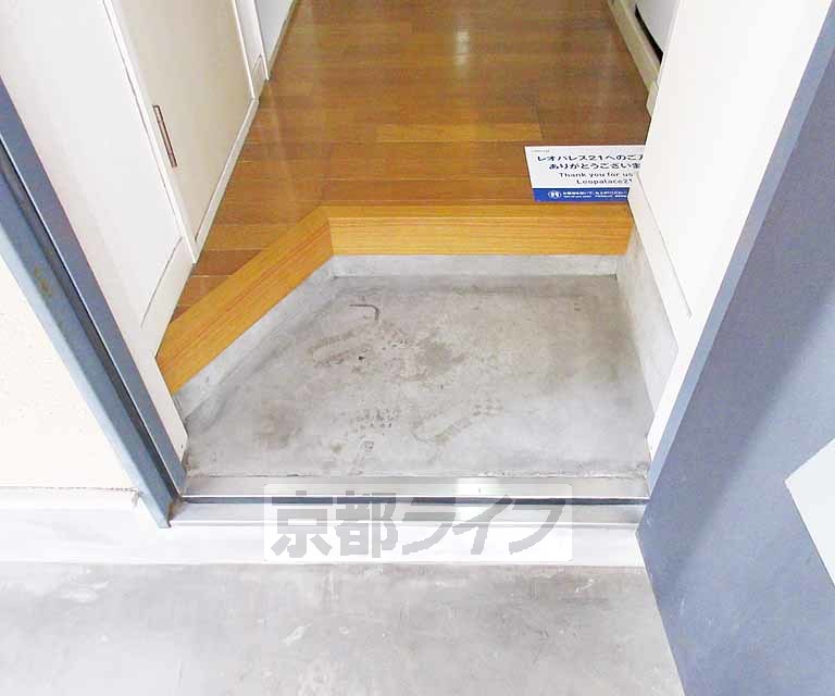 玄関　丁度良い広さ・・